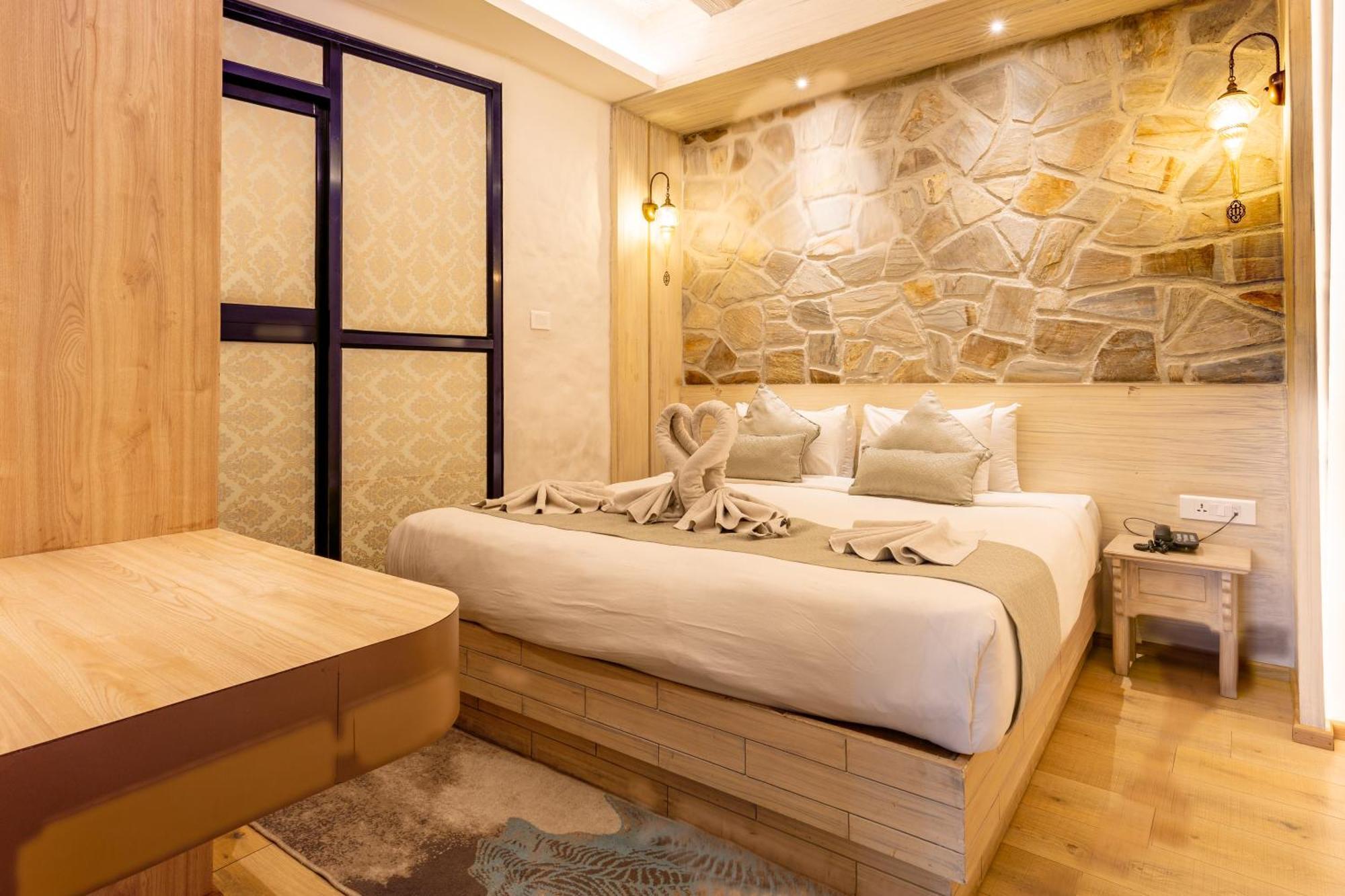 Arushi Boutique Hotel Katmandu Dış mekan fotoğraf